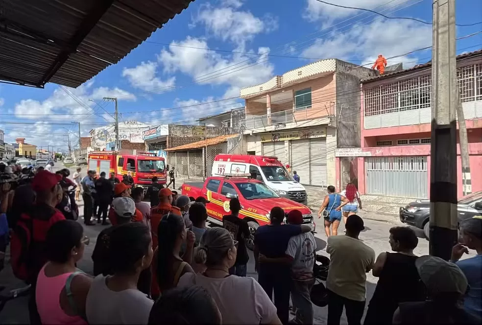 Homem mata três familiares na na manhã desta terça-feira (10) e acaba morto após ação policial