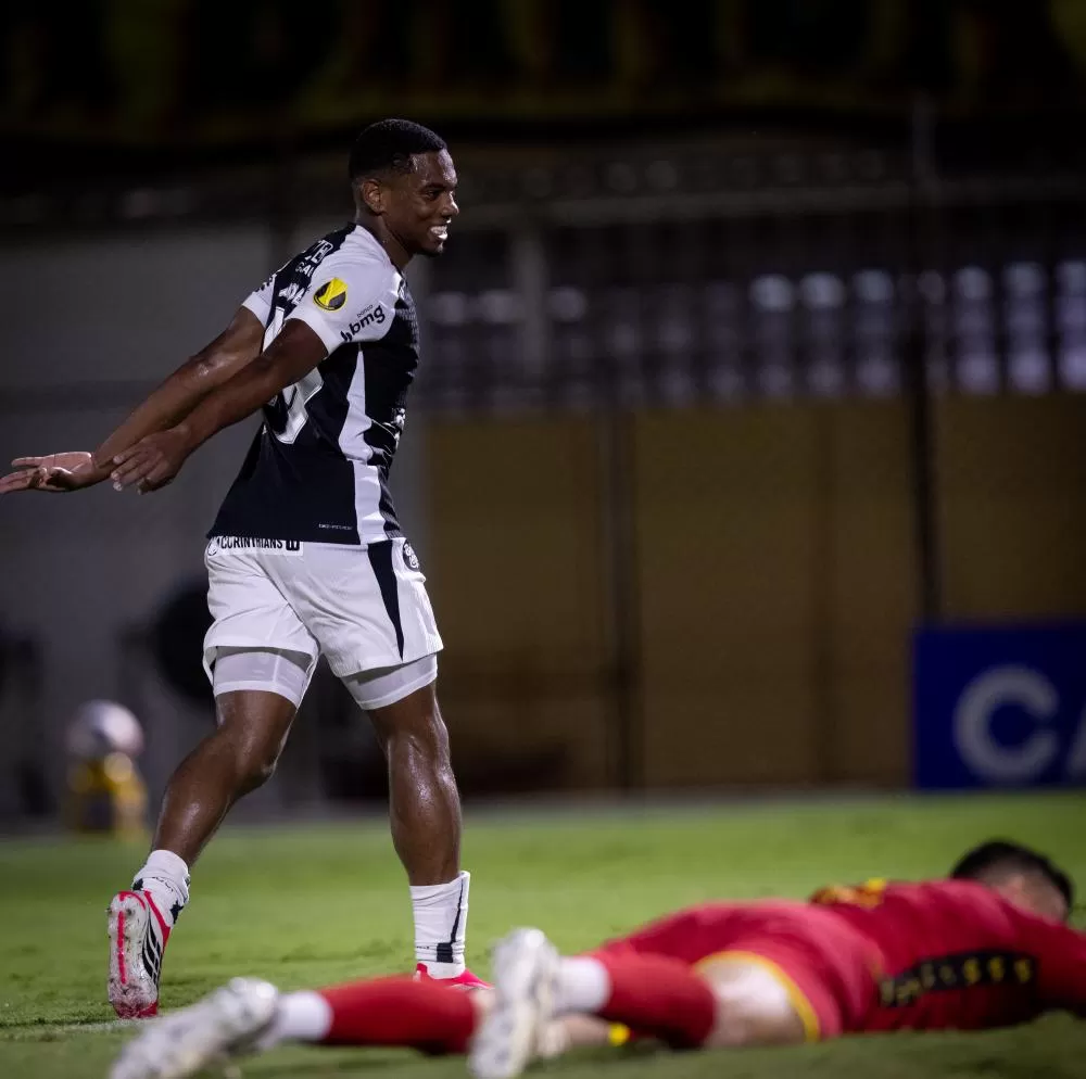 Corinthians bate São Bernardo e se classifica para as quartas do Paulistão