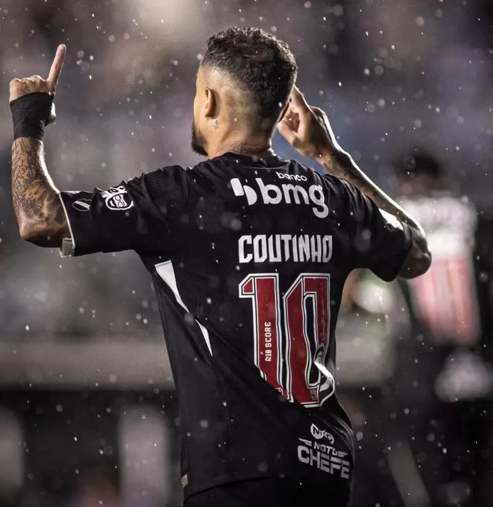 Coutinho explica saída do Vasco: “Estou muito cansado mentalmente”