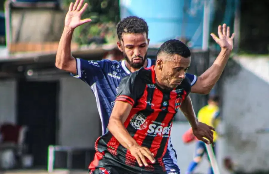 Confiança vence Pombal de virada na Toca do Papão e segue com chances matemáticas contra o rebaixamento