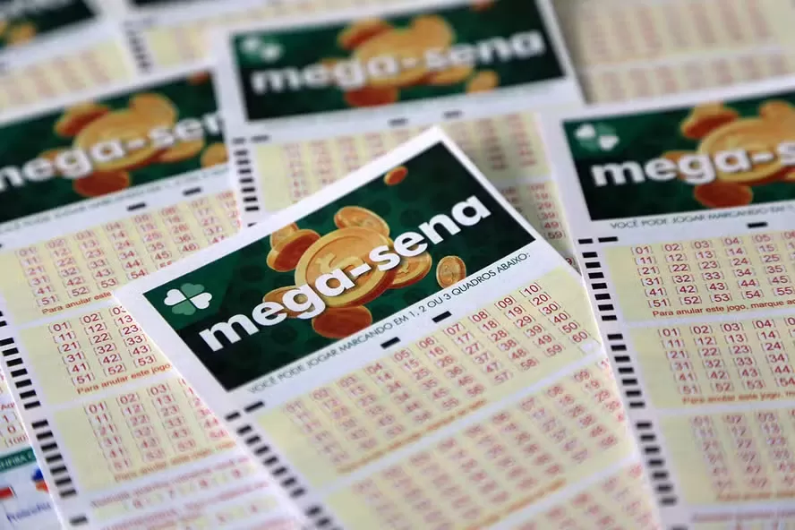 Ninguém acerta as seis dezenas da Mega-Sena 2976, e prêmio vai a R$ 130 milhões; veja números sorteados