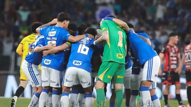 Kaio Jorge marca no fim, Cruzeiro vence Pouso Alegre e está na final do Campeonato Mineiro