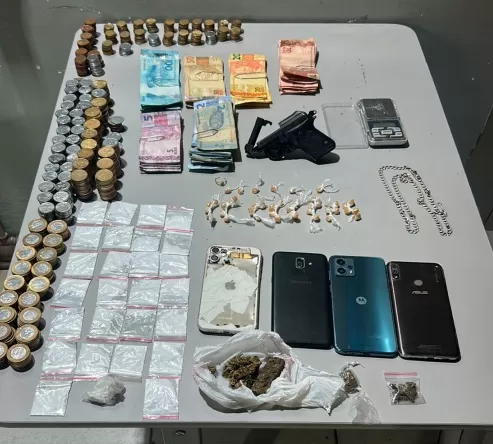 Polícia Militar frustra tráfico de drogas na noite desse sábado (14), na cidade de Monteiro 