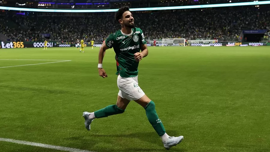 Palmeiras vence o Mirassol na reabertura do Allianz Parque e encosta na liderança do Brasileirão