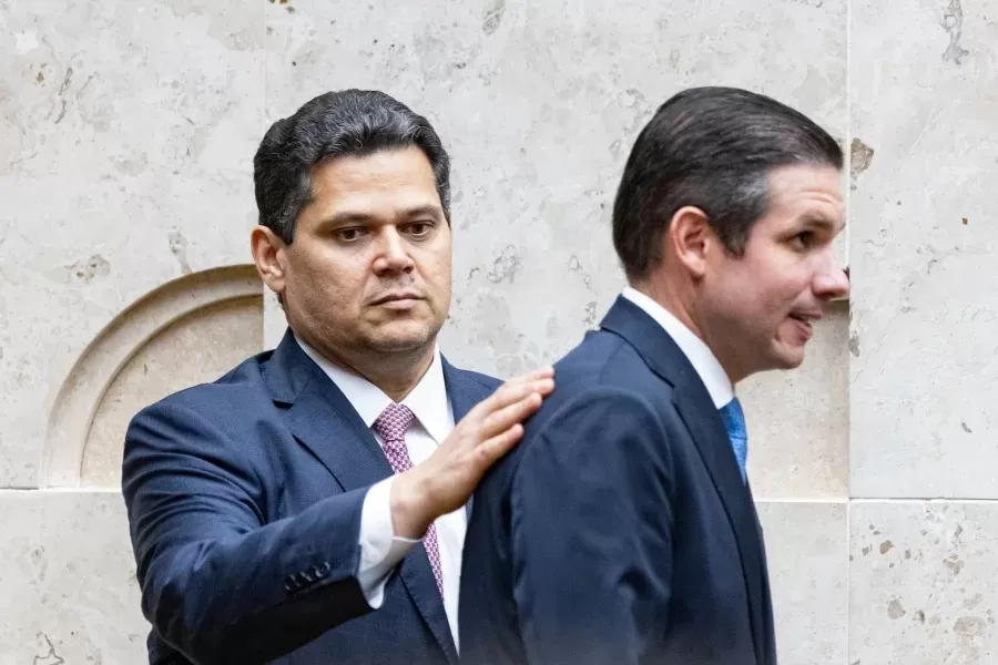 Motta e Alcolumbre silenciam sobre futuro do caso Master no Congresso