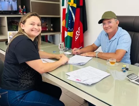 Reunião do prefeito Laurinho com secretária Janaína Diniz, detalha organização e logística para a distribuição do Peixe da Semana Santa