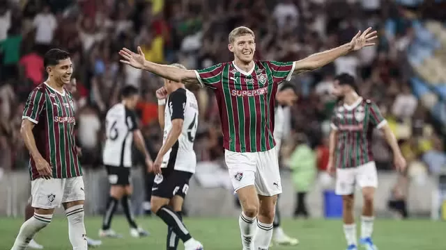 Fluminense amassa o Corinthians no Maracanã e chega à vice-liderança do Campeonato Brasileiro 