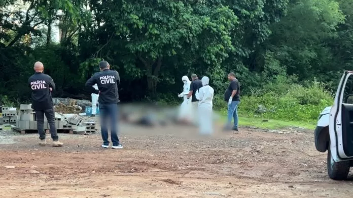 Quatro corpos são encontrados dentro de carro roubado na madrugada desta sexta (3), em João Pessoa