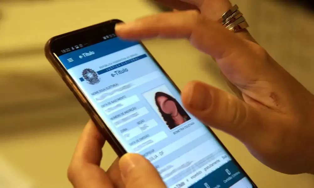 Eleitor tem um mês para regularizar pendências e ficar apto a votar 