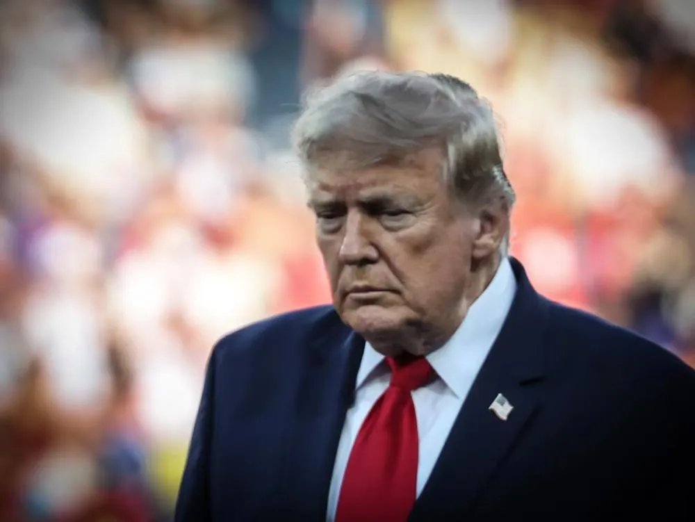 Tarifas de Trump não vão funcionar e fortalecerão Lula, diz Nobel de Economia