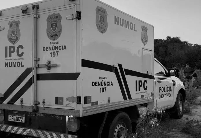 Jovem de 23 anos é morto a tiros enquanto seguia para almoçar com a tia, no bairro Valentina, em João Pessoa