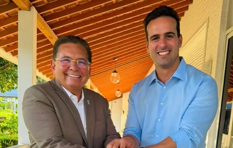 Adriano Galdino retoma diálogo com Lucas e confirma candidatura à presidência da ALPB no segundo biênio