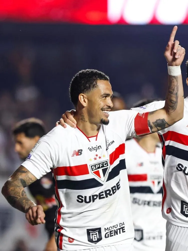 São Paulo volta a vencer após dez rodadas, e Bragantino perde chance de encostar no G-5